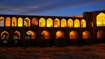 Wall Mural - Old Khajoo bridge, across the Zayandeh River in Isfahan, Iran.