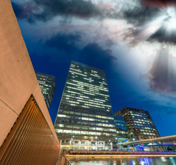 Canvas Print - Canary Wharf, London business district