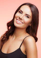 Wall Mural - smiling young woman, on rose