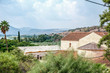 Brotvermehrungskirche Rückansicht mit Blick überdas Land bis zum See Genezareth