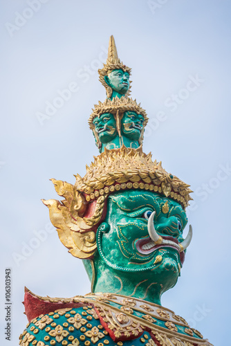 Fotografía Giant Statue In Wat Buddha temple Thailand
