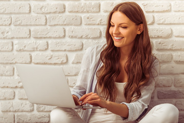 Poster - Beautiful woman with gadget