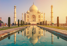 Taj Mahal India, Agra. 7 World Wonders. Beautiful Tajmahal Trave