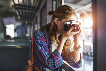 Poster - Girl Adventure Hangout Traveling Holiday Photography Concept