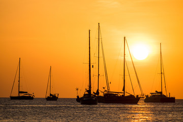 Wall Mural - Boat sunset