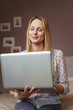 © contrastwerkstatt - frau bestellt online