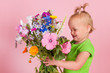 © Ivonne Wierink - Toddler girl with flowers