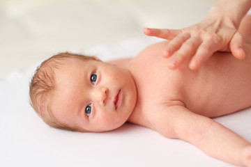 newborn baby massage