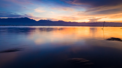  Lake in Thailand ,Motion blur