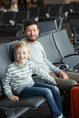 Canvas Print - family at airport