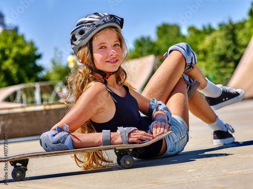 girls skate helmet