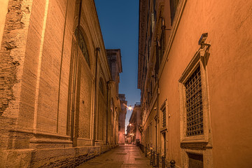 Fototapete - Rome, Italy: narrow street of Old Town
