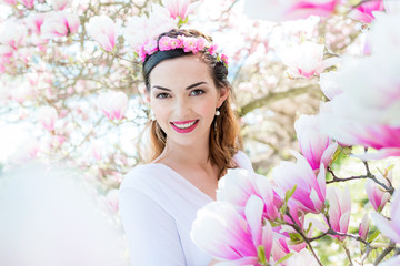 natürliches romantisches braut make-up und styling - magnolien - kirschblüten