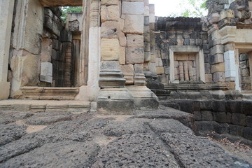 sdok kok thom temple