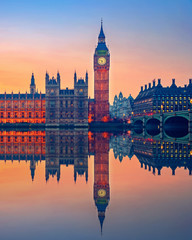 Wall Mural - Big Ben and Houses of parliament at dusk in London