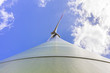 Windenergie Windrad Windräder Ökologie von unten extreme Perspektive