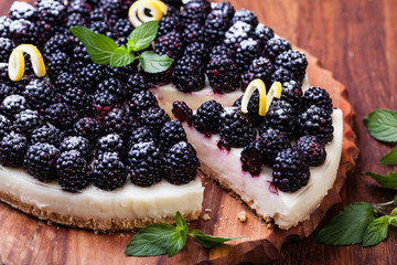 Wall Mural - Tart with blackberry