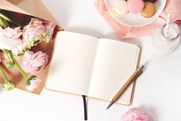 Wall Mural - image of fresh spring pink flowers , sweet macaroons