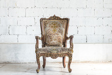 Classic Chair Style In Vintage Room