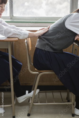 居眠りする女子生徒 Stock Photo Adobe Stock 居眠りする女子生徒 Stock Photo Adobe Stock