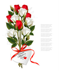 Leinwandbilder - Bouquet of roses with a heart-shaped Happy Mother's Day note and