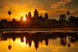 Fototapeta  - Reflection of Ankor Wat at dawn, Cambodia