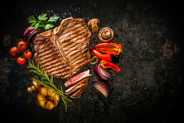 Wall Mural - Beef steak with grilled vegetables