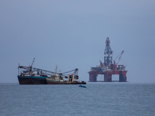 oil drilling rig
