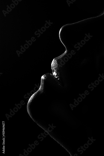 Silhouette Of A Woman Face In Black And White Rim Lighting Wall Mural Alta Oosthuizen