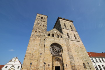 Wall Mural - Der Osnabrücker Domhof