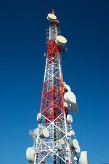 Telecommunications tower