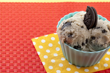 Wall Mural - cookies and cream in the bowl