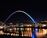 Fototapeta Tęcza - Newcastle upon Tyne - Gateshead Millennium Bridge