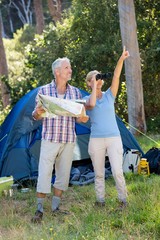 Poster - Mature couple looking up