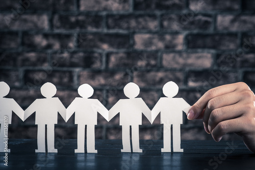 人間のシルエット 手をつなぐ人々 Stock Photo Adobe Stock