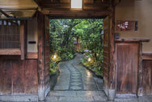 Traditional House And Garden In Kyoto, Japan