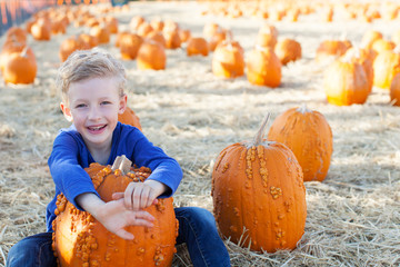 Canvas Print - boy at pumpkin patch