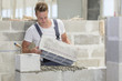 © Atelier 211 - Young builder at work
