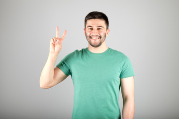 Man showing number by fingers