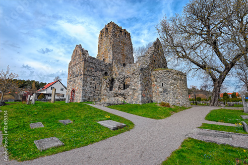 Cuadros en Lienzo Ruins of St. Olof's Church in Sigtuna