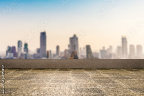 Cuadros en Lienzo roof top balcony with cityscape background
