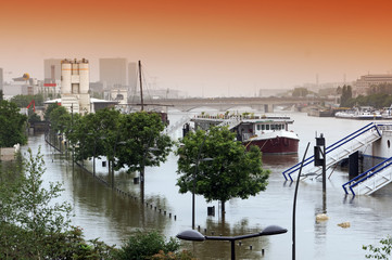 Canvas Print - inondation à l'entrée de Paris