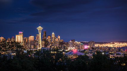 Fototapete - Seattle Skyline at Night