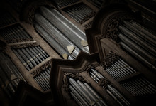Creepy Image Of An Old Pipe Organ