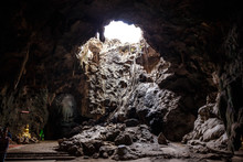 Khao Luang Cave, One Of The Attractions Of Thailand Is Beautiful