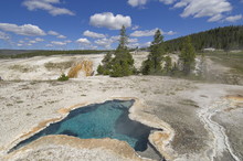 Blue Star Spring, Upper Geyser Basin, Yellowstone National Park, Wyoming