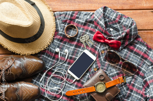 Stampe Accessories and apparel for men on a wooden floor - life style