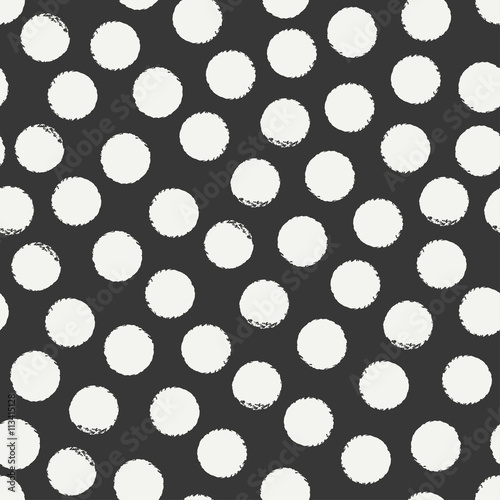 recznie-rysowane-geometryczny-atrament-bez-szwu-polka-dot-wzor-papier-do-pakowania-streszczenie-tlo-wektor-okragle-pociagniecia-pedzlem