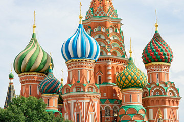 Fototapete - St. Basil cathedral on Red Square in Moscow, Russia