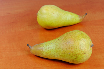 Bio  yellow pears